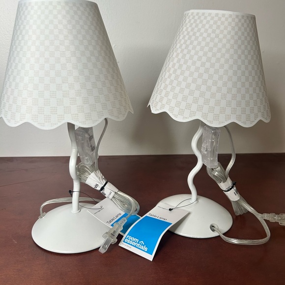 Room Essentials Other - Target Room Essentials small White Lamps with Checkered Shades